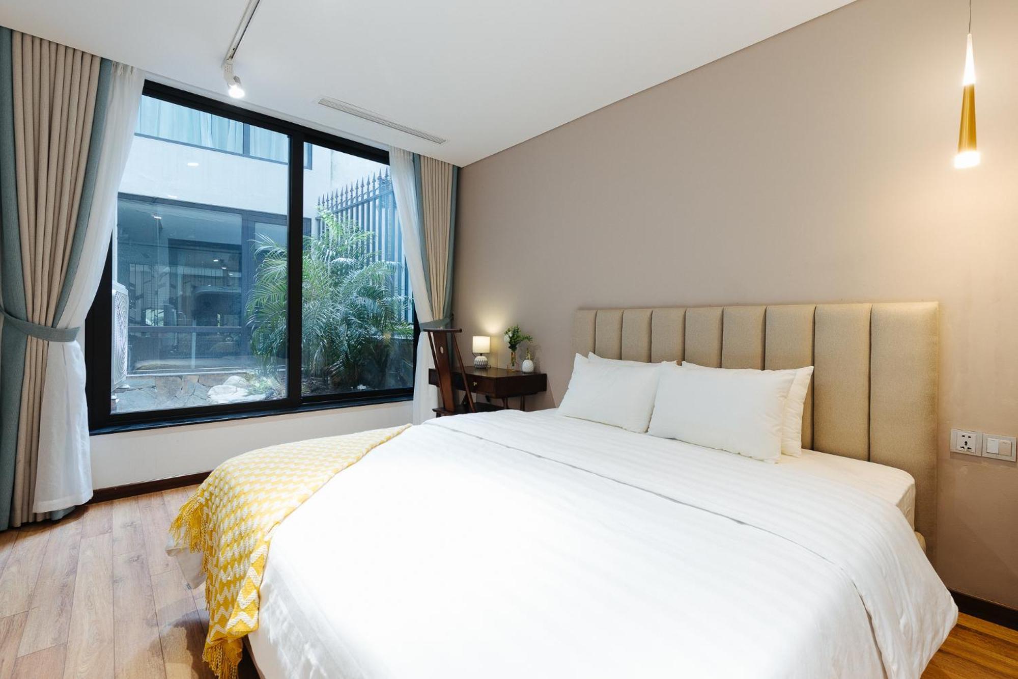 Margaery Boutique & Skyon9 Rooftop Bar 4*