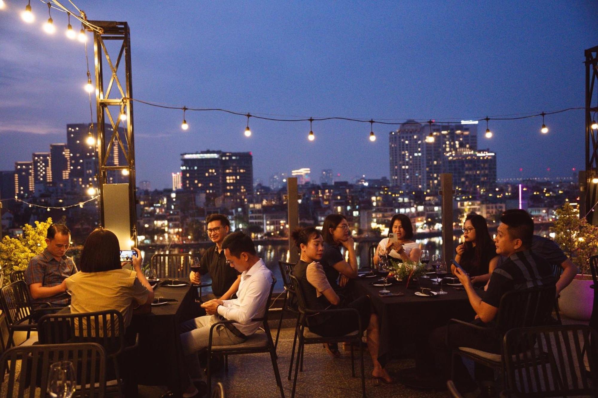 Aparthotel Margaery Boutique & Skyon9 Rooftop Bar Hanoi